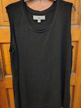 Avenue Studio - Black Sleeveless Top